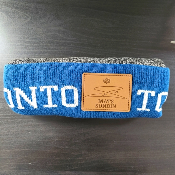 Mats Sundin Toronto Maple Leafs Toque - Picture 2 of 5